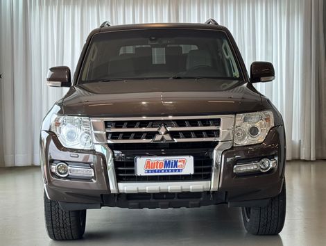 Mitsubishi Pajero HPE Full 3.2 4x4 T.I.Dies. 5p Aut