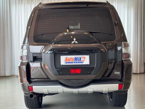 Mitsubishi Pajero HPE Full 3.2 4x4 T.I.Dies. 5p Aut