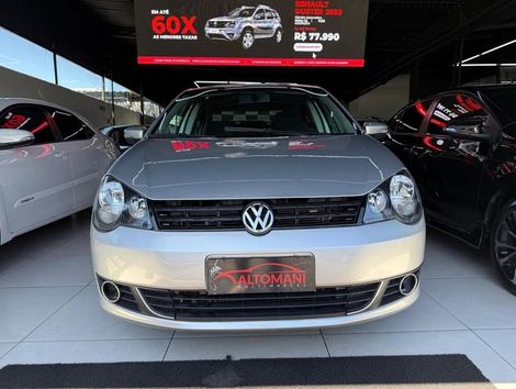 VolksWagen Polo Sedan 1.6 Mi Total Flex 8V 4p