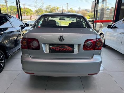 VolksWagen Polo Sedan 1.6 Mi Total Flex 8V 4p