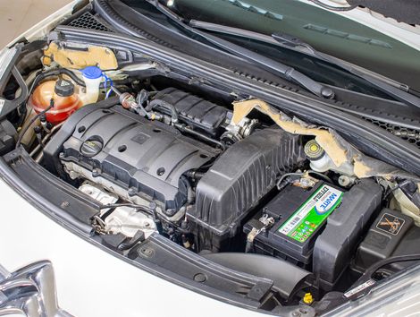 Citroën C3 Attraction 1.6 Flex 16V 5p Aut.