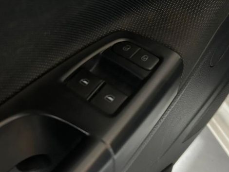 VolksWagen VOYAGE 1.6 MSI Flex 8V 4p