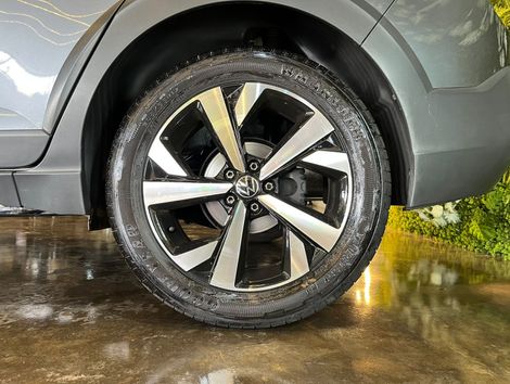 VolksWagen Nivus Highline 1.0 200 TSI Flex Aut.