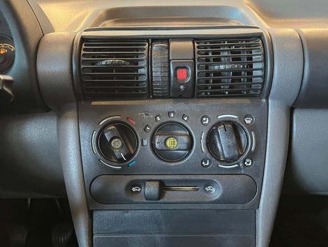 Chevrolet Classic Life/LS 1.0 VHC FlexP. 4p