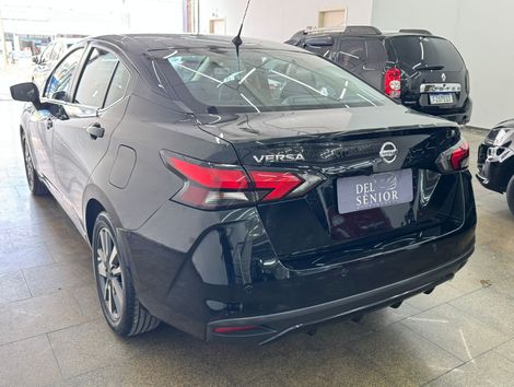 Nissan VERSA Advance 1.6 16V Flex Aut.
