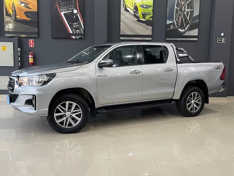 Toyota Hilux CD SRV 4x4 2.8 TDI Diesel Aut.