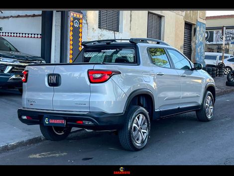 Fiat Toro Freedom 1.8 16V Flex Aut.