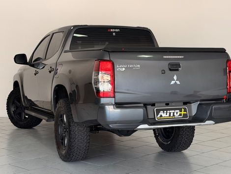 Mitsubishi L200 Triton Sport GLS 2.4 CD Diesel Aut.