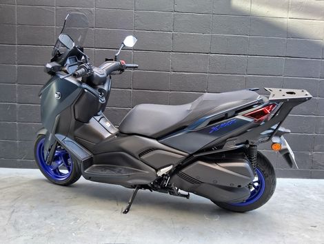 YAMAHA XMAX 250 CONNECTED 