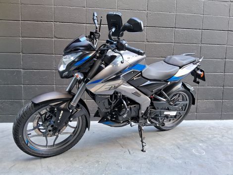 BAJAJ DOMINAR 160