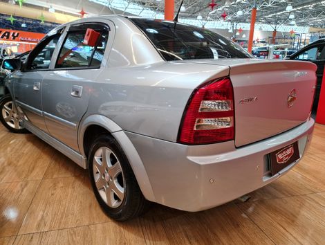 Chevrolet Astra Sed. Advant. 2.0 8V MPFI FlexP. 4p