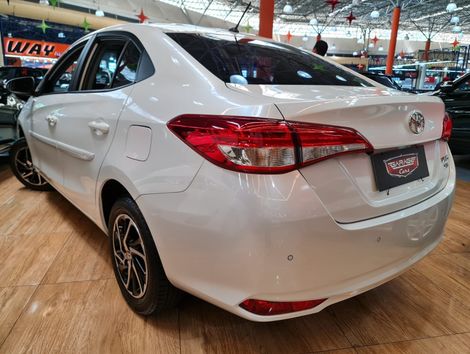 Toyota YARIS XLS Sedan 1.5 Flex 16V 4p Aut.