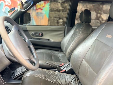 Mitsubishi L200 Sport HPE 2.5 4x4 CD DTI Dies. Mec.