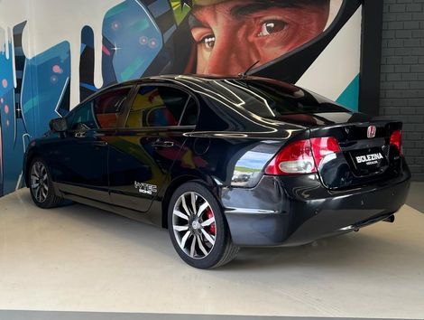 Honda Civic Sedan LXS 1.8/1.8 Flex 16V Aut. 4p