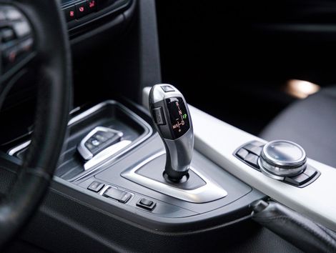 BMW 320iA 2.0 Turbo/ActiveFlex 16V/GP  4p