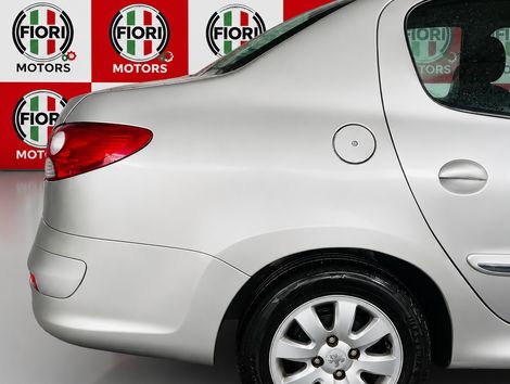 Peugeot 207 Sedan Passion XR 1.4 Flex 8V 4p