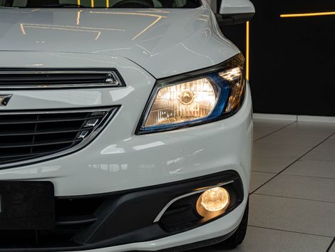 Chevrolet ONIX HATCH LTZ 1.4 8V FlexPower 5p Mec.