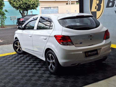 Chevrolet ONIX HATCH Joy 1.0 8V Flex 5p Mec.