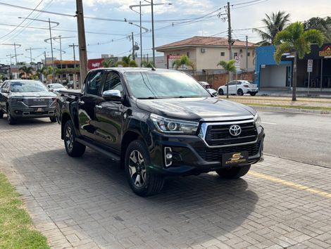 Toyota Hilux CD SRX 4x4 2.8 TDI 16V Diesel Aut.