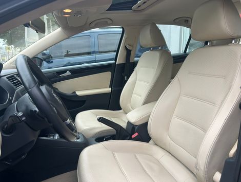 VolksWagen JETTA Comfortline 2.0 T.Flex 8V 4p Tipt.