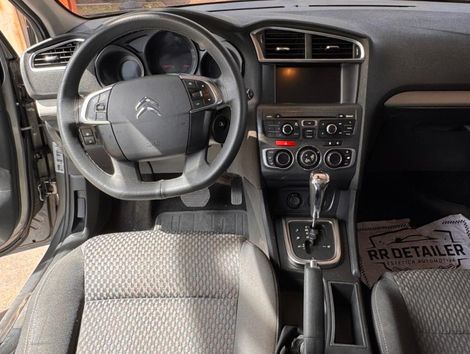 Citroën C4 LOUNGE Tendance 2.0 Flex 4p Aut.
