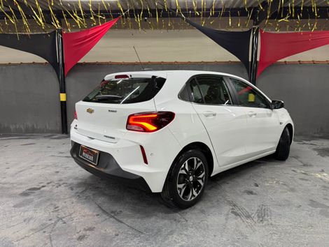 Chevrolet ONIX HATCH PREM. 1.0 12V TB Flex 5p Aut.