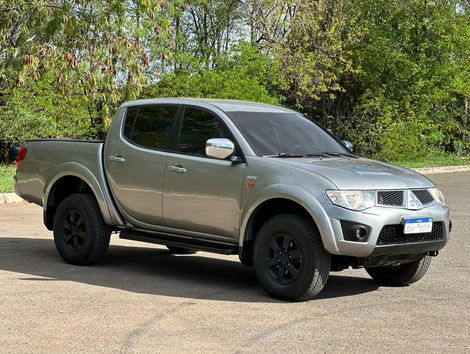 Mitsubishi L200 Triton HPE 3.2 CD TB Int.Diesel Aut