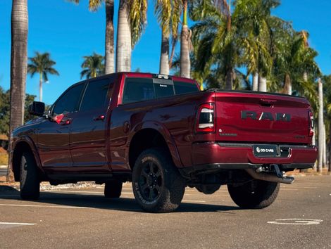 RAM 2500 LARAM. 6.7 NIGHT ED. TB CD 4x4 Die.