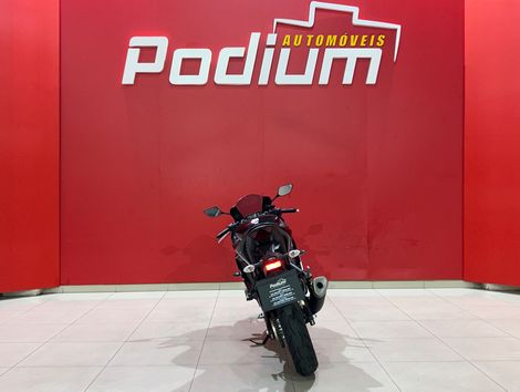 YAMAHA YZF R-3 321/ABS