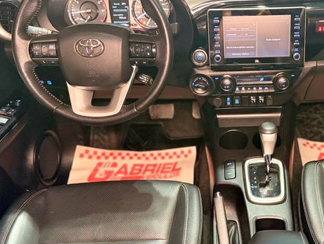 Toyota Hilux CD SRX 4x4 2.8 TDI 16V Diesel Aut.