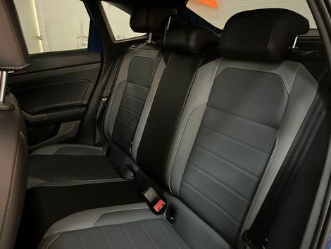 VolksWagen Nivus Highline 1.0 200 TSI Flex Aut.