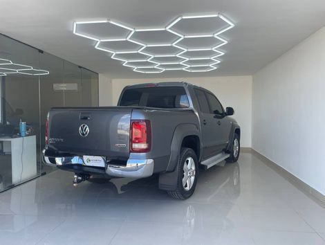 VolksWagen AMAROK High.CD 2.0 16V TDI 4x4 Dies. Aut