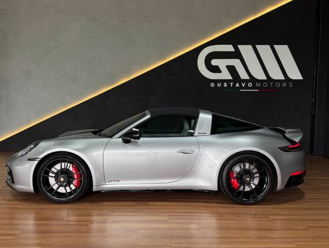Porsche 911 Targa 4 GTS 3.0 