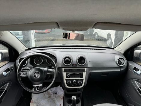 VolksWagen VOYAGE TREND 1.6 Mi Total Flex 8V 4p