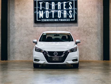 Nissan VERSA Advance 1.6 16V Flex Aut.