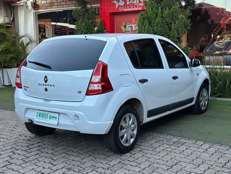 Renault SANDERO Expression Hi-Flex 1.6 8V 5p