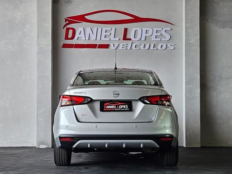 Nissan VERSA Advance 1.6 16V Flex Aut.