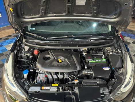 Hyundai Elantra GLS 2.0 16V Flex Aut.