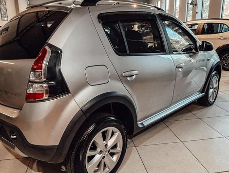 Renault SANDERO STEPWAY Hi-Flex 1.6 16V 5p Aut.