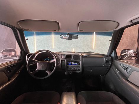 Chevrolet S10 P-Up Tornado 2.8 TDI 4x2/4x4 CD Dies