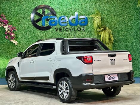 Fiat Strada Volcano 1.3 Flex 8V CD