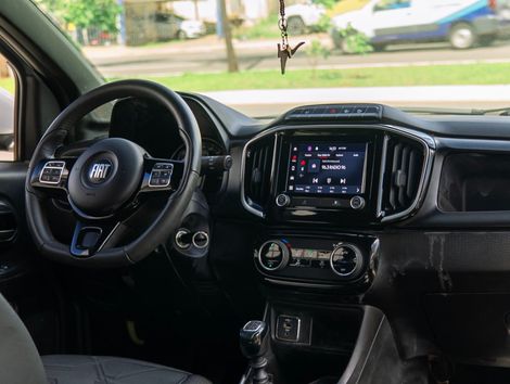 Fiat Strada Volcano 1.3 Flex 8V CD