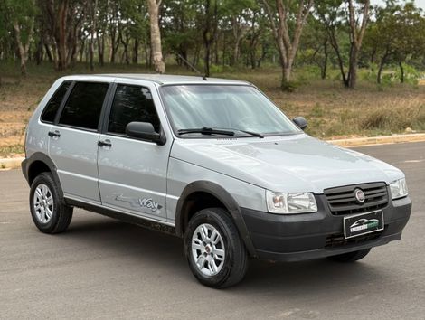 Fiat Uno Mille Celeb. WAY ECON. 1.0 F.Flex 4p