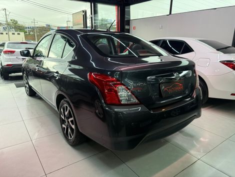 Nissan VERSA UNIQUE 1.6 16V Flex 4p Mec.