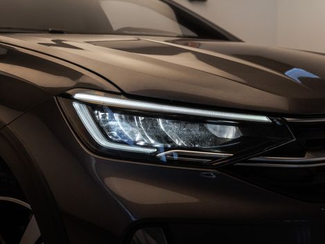 VolksWagen Nivus Highline 1.0 200 TSI Flex Aut.