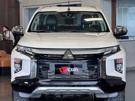 Mitsubishi L200 Triton Sport HPE-S 2.4 CD Dies. Aut