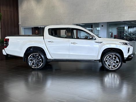 Mitsubishi L200 Triton Sport HPE-S 2.4 CD Dies. Aut