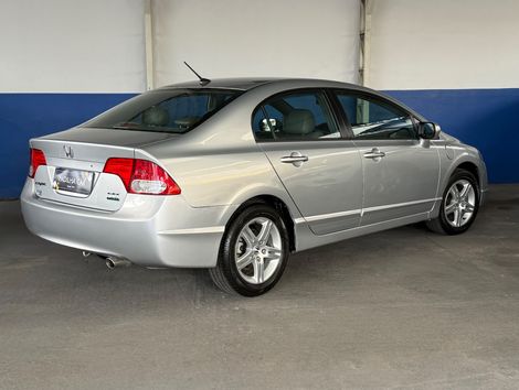 Honda Civic Sedan EXS 1.8/1.8 Flex 16V Aut. 4p