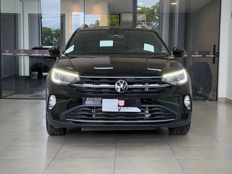 VolksWagen Nivus Highline 1.0 200 TSI Flex Aut.