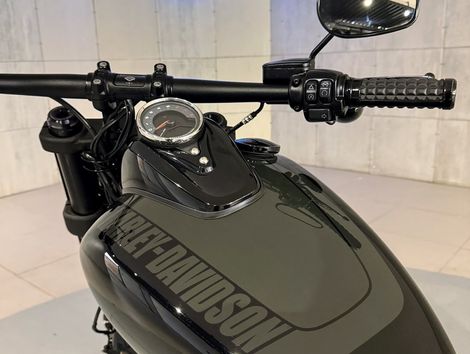 Harley Fat Bob 114